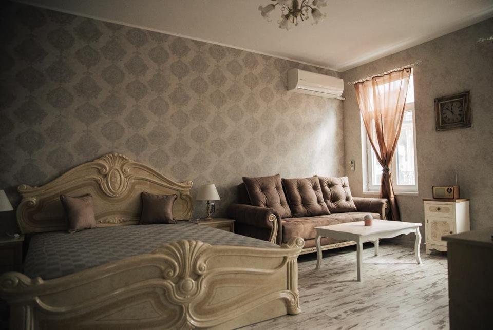 Апартамент Барок Lovetch Extérieur photo
